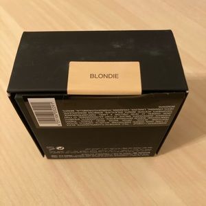 Easy Bake Loose Powder Huda Beauty